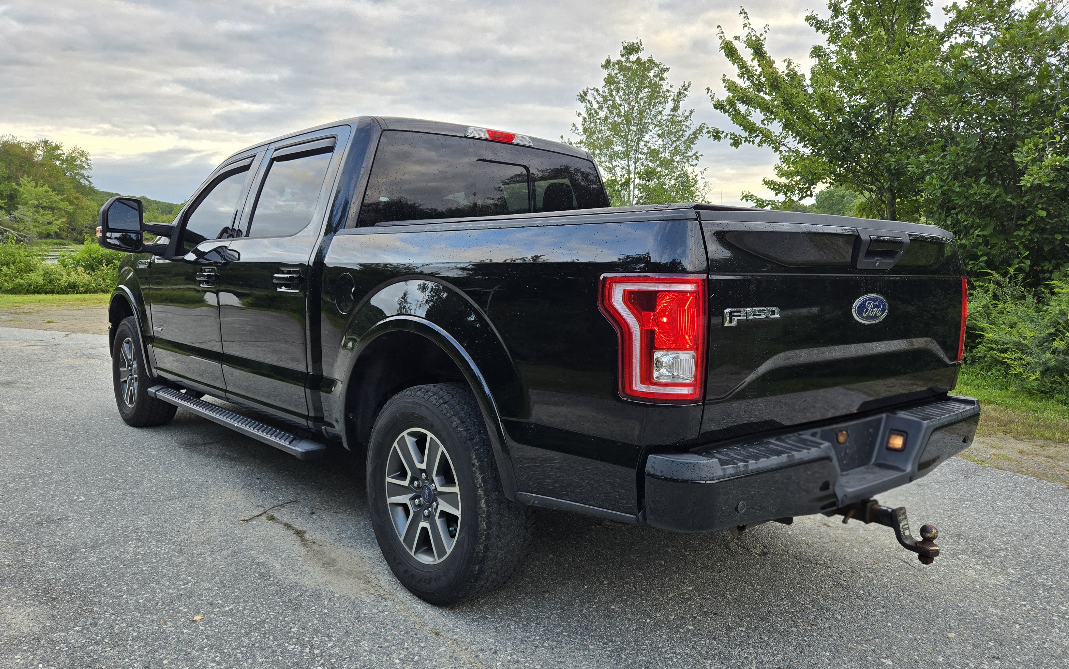 Used 2016 Ford F150 XLT w/ Equipment Group 302A Luxury AWD/4WD image 5