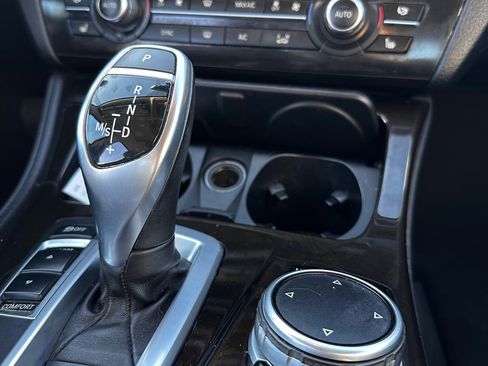 Used 2016 BMW 528i Sedan image 16