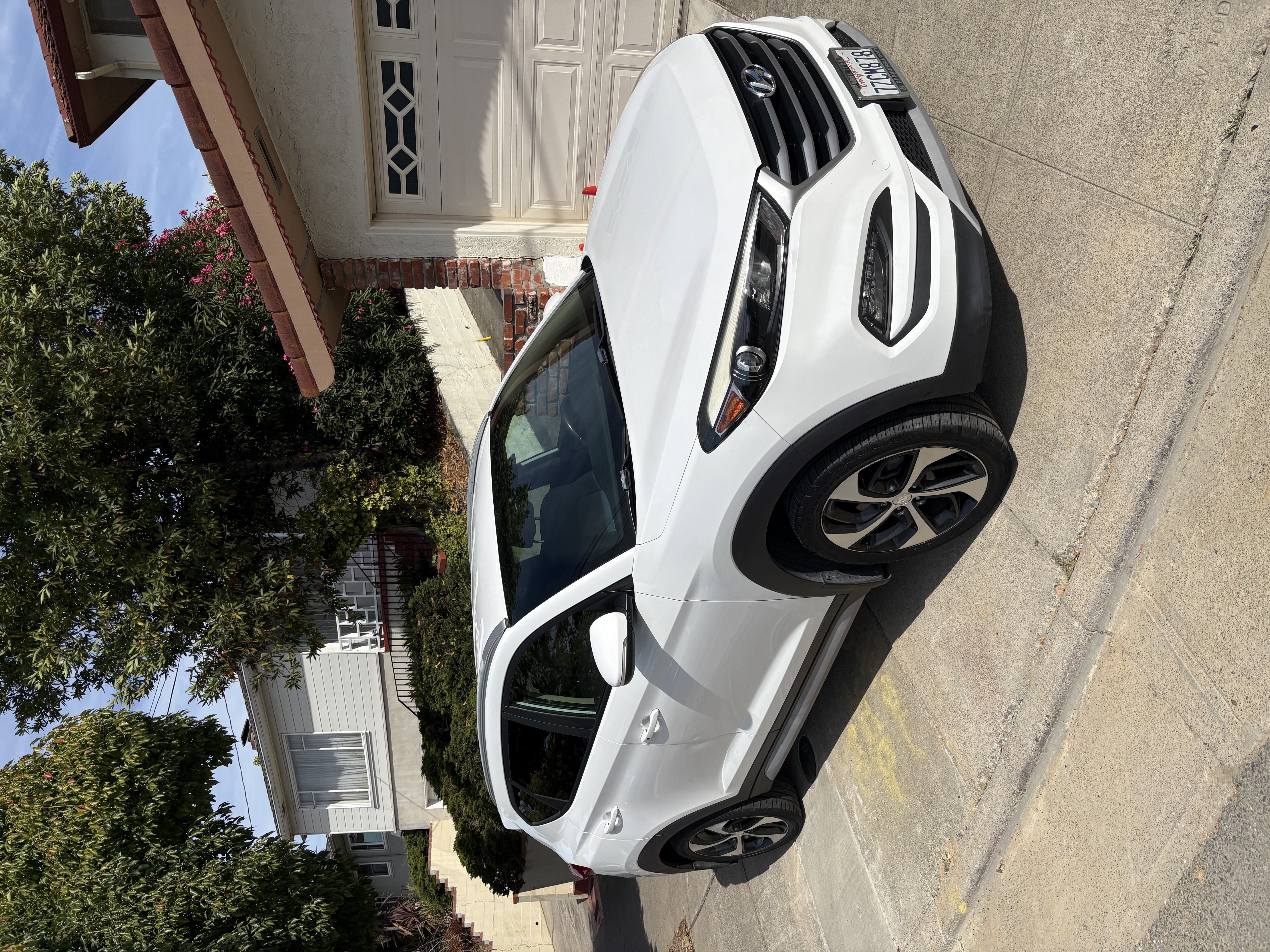 Used 2017 Hyundai Tucson Sport FWD image 1