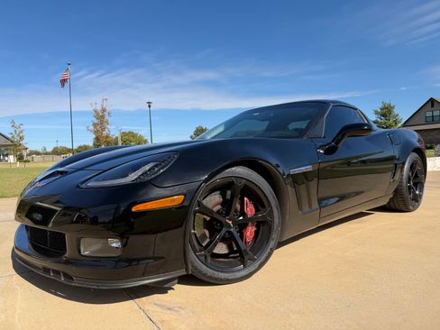 Used 2010 Chevrolet Corvette Grand Sport w/ Preferred Equipment Group image 1