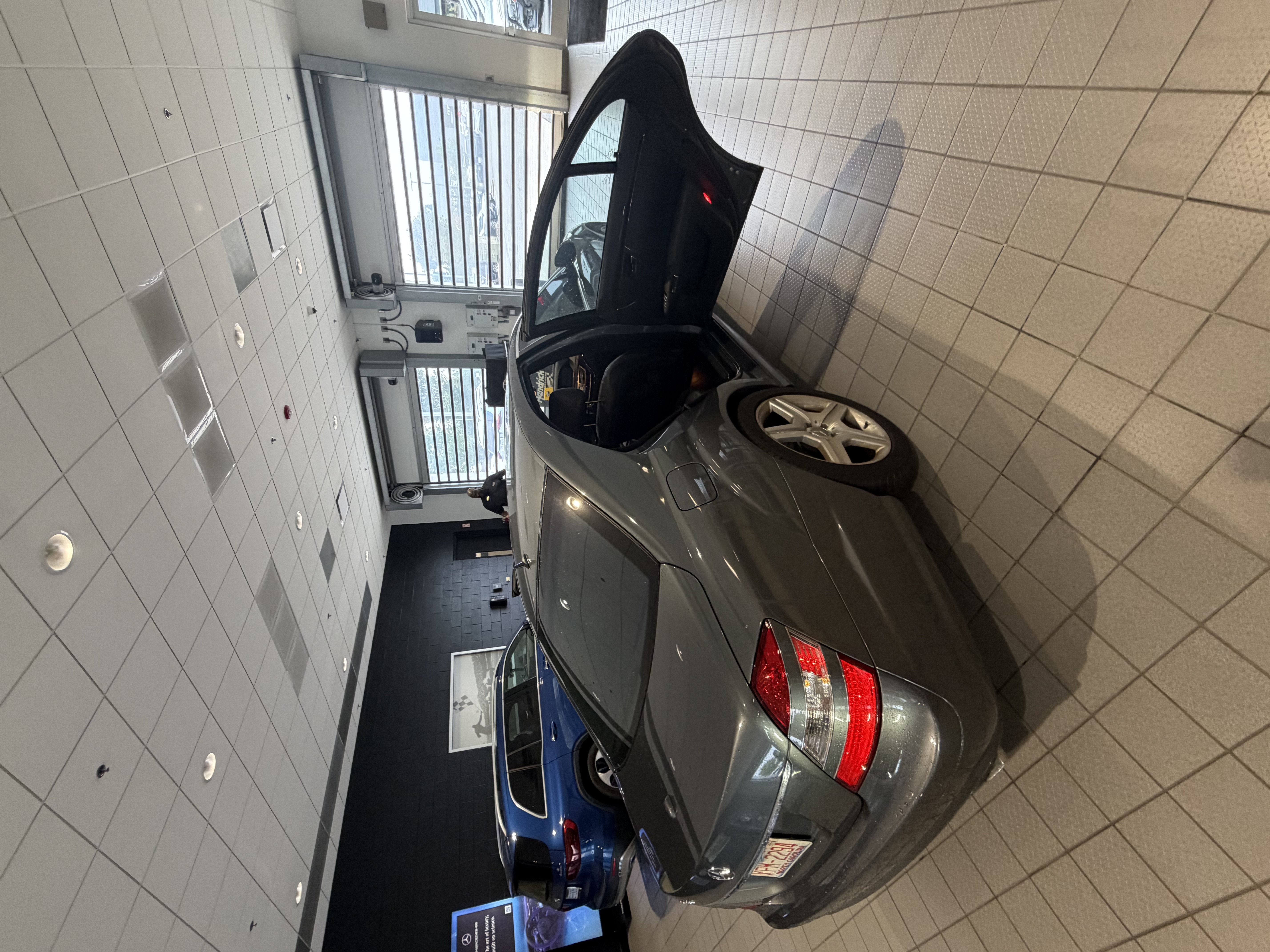Used 2007 Mercedes-Benz S 550 image 4