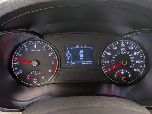 Used 2017 Kia Optima LX FWD image 10