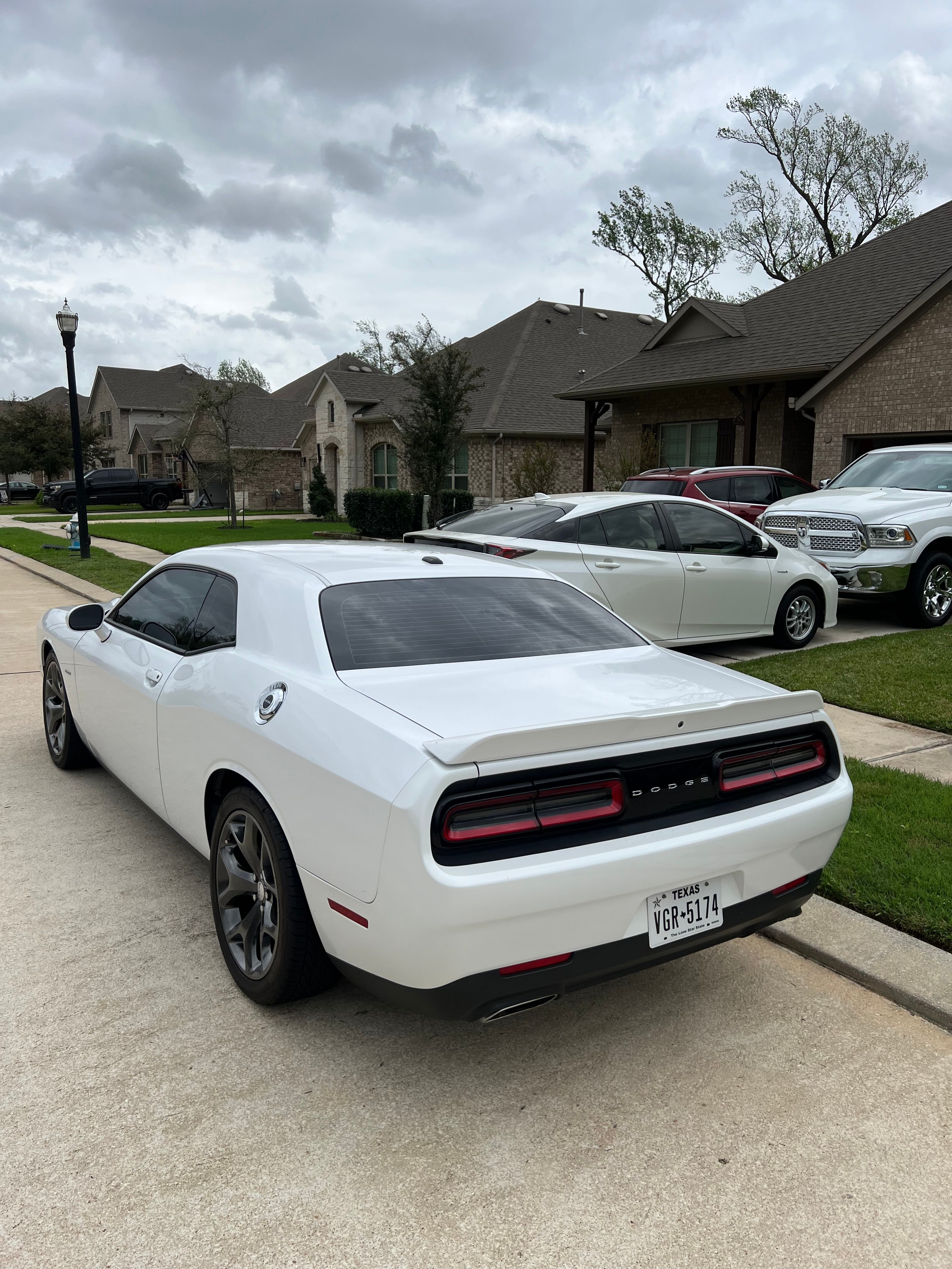 Used 2015 Dodge Challenger R/T w/ Quick Order Package 28B R/T RWD image 5