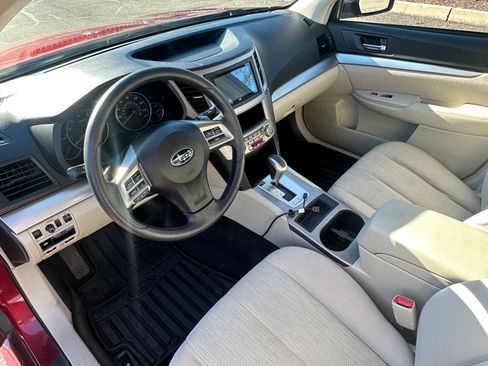 Used 2014 Subaru Legacy 2.5i AWD/4WD image 10