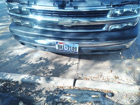 Used 2004 Chevrolet Tahoe LS w/ Cargo Package image 16