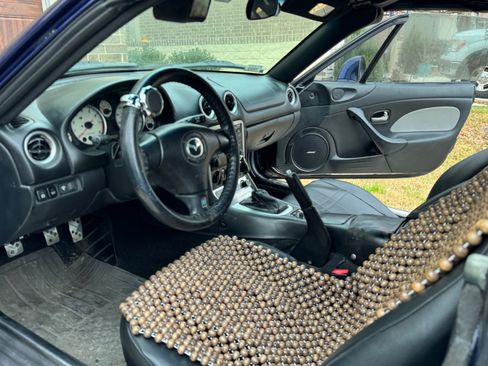 Used 2003 MAZDA MX-5 Miata LS image 22