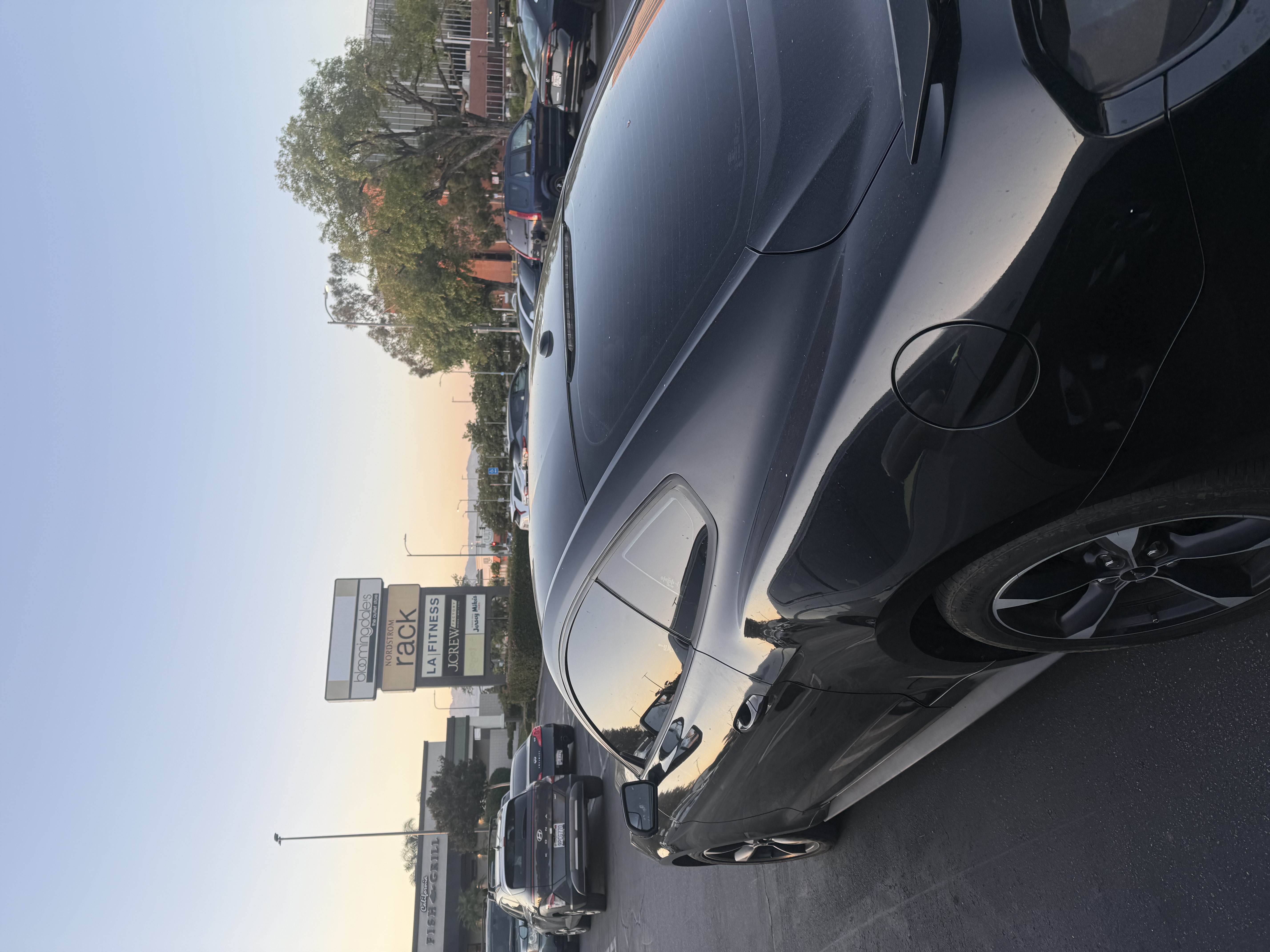 Used 2019 Ford Mustang Coupe RWD image 2