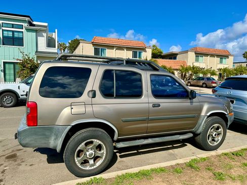 Used 2003 Nissan Xterra SE w/ Sunroof Pkg image 2