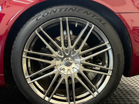 Used 2006 Cadillac XLR V image 10