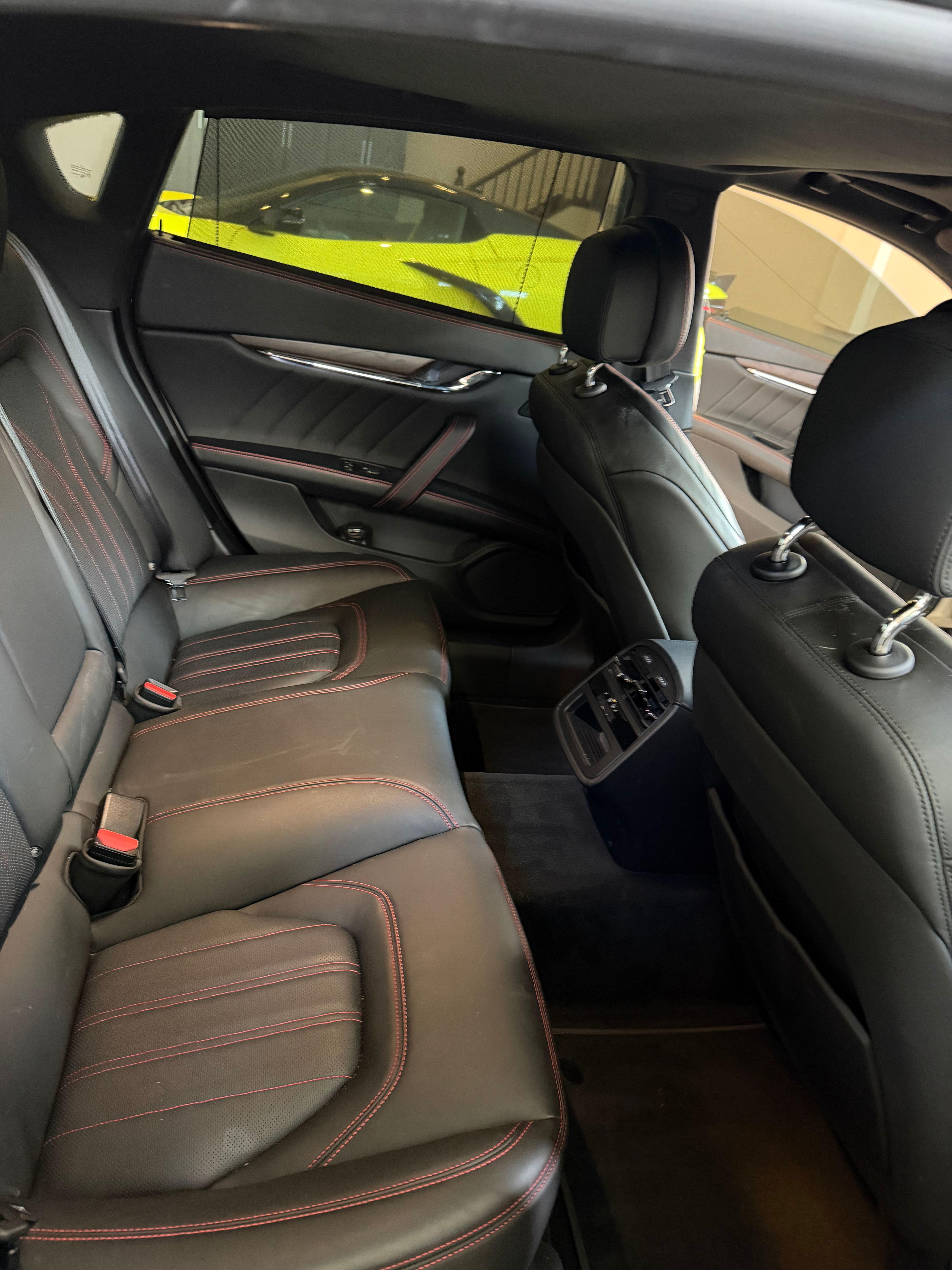 Used 2019 Maserati Quattroporte S Q4 AWD/4WD image 12