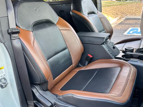 Used 2023 Ford Bronco Outer Banks w/ Sasquatch Package image 23