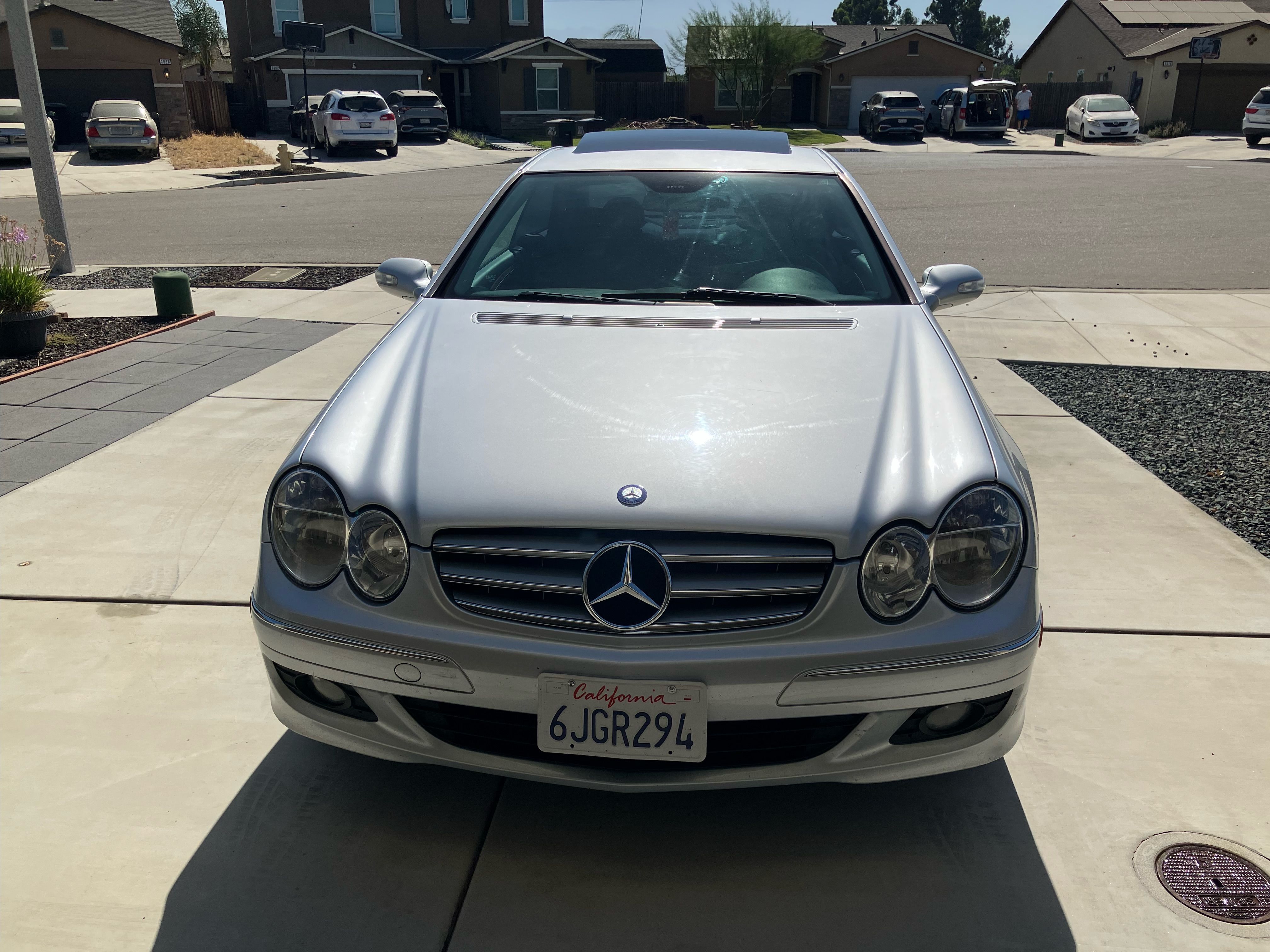 Used 2006 Mercedes-Benz CLK 350 Coupe image 2