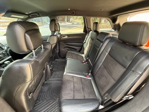 Used 2020 Jeep Grand Cherokee Altitude image 13