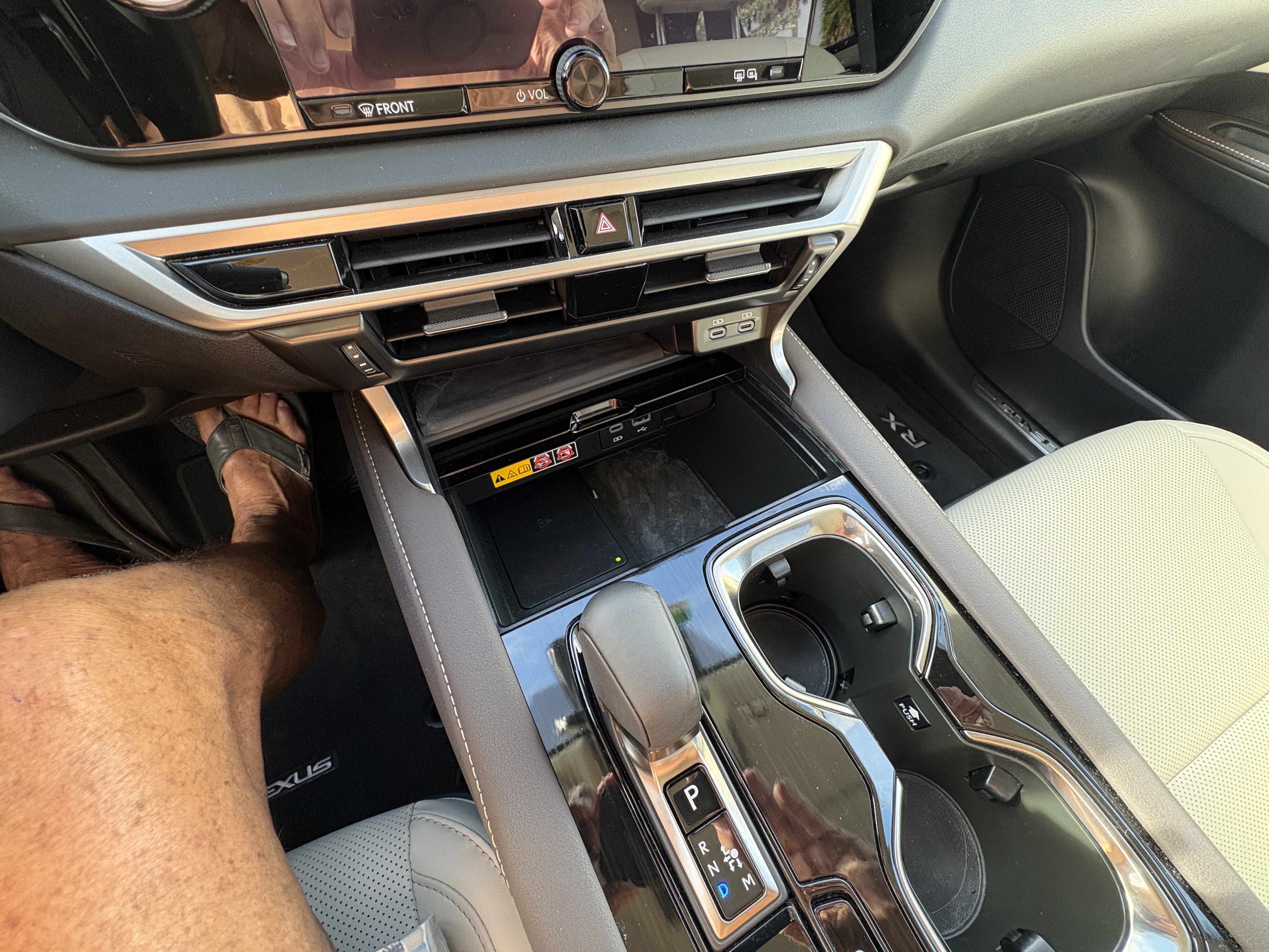 Used 2024 Lexus RX 350 FWD w/ Technology Package image 25