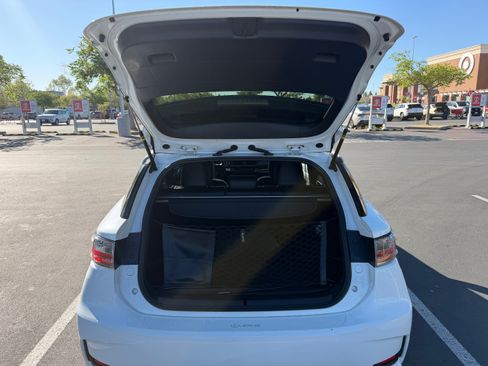 Used 2015 Lexus CT 200h w/ F Sport w/Nuluxe Interior image 6