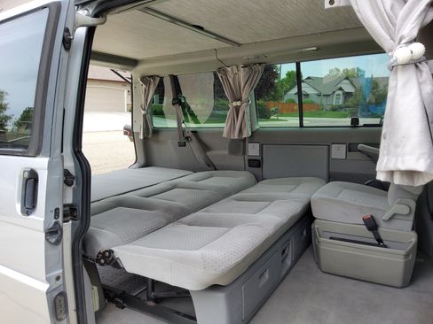 Used 2003 Volkswagen Eurovan MV image 18