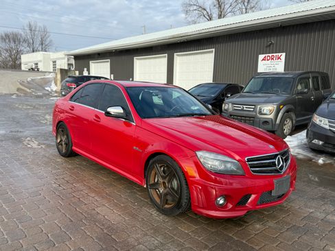 Used 2009 Mercedes-Benz C 63 AMG Sedan w/ Multimedia Pkg image 1