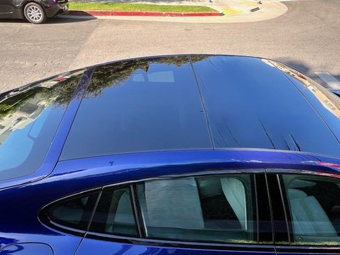 Used 2020 Porsche Panamera GTS image 9