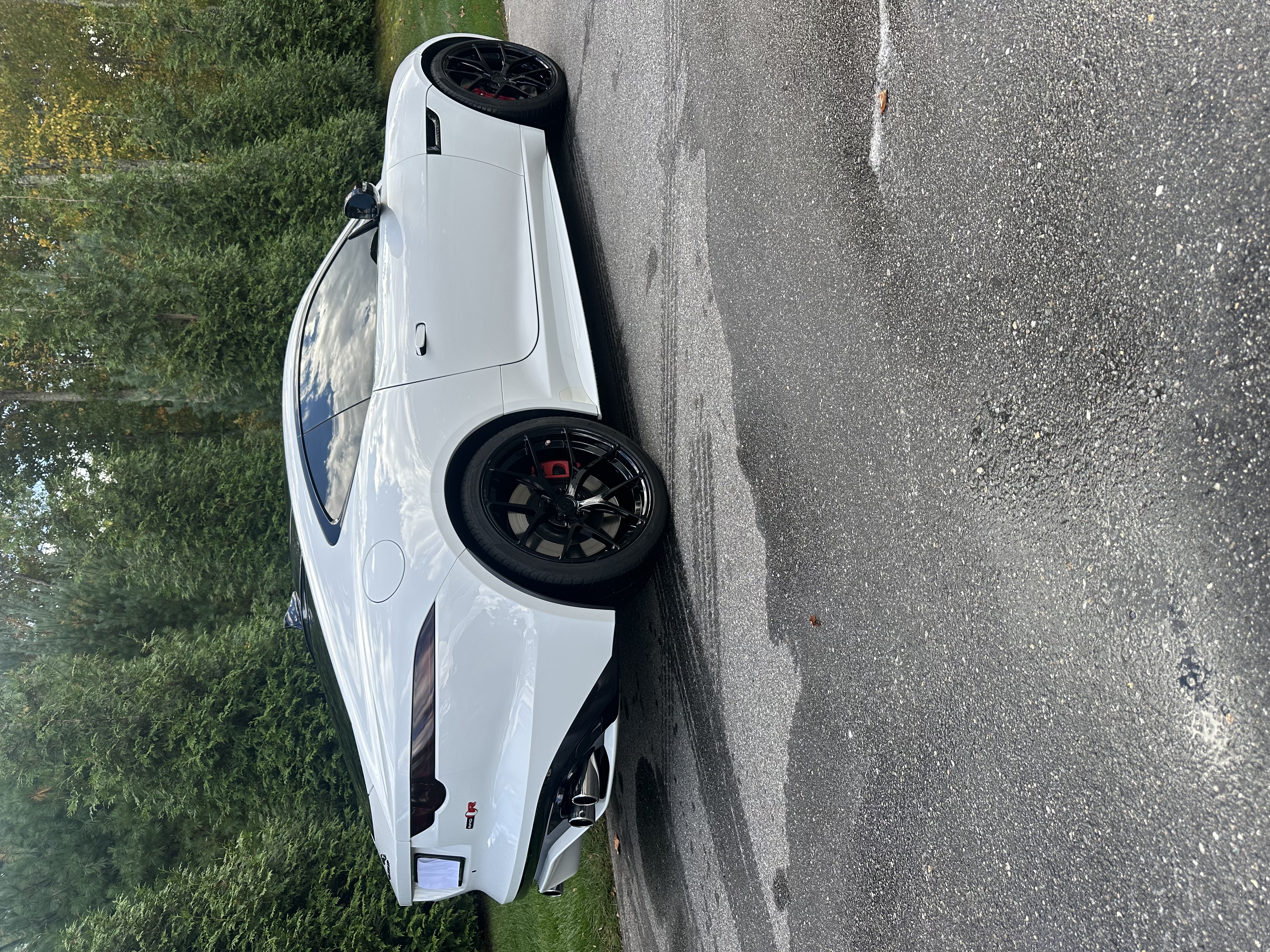 Used 2016 Jaguar F-TYPE R AWD/4WD image 19