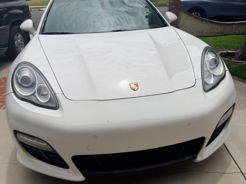 Used 2012 Porsche Panamera RWD image 4