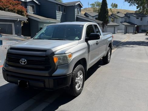 Used 2014 Toyota Tundra SR AWD/4WD image 2