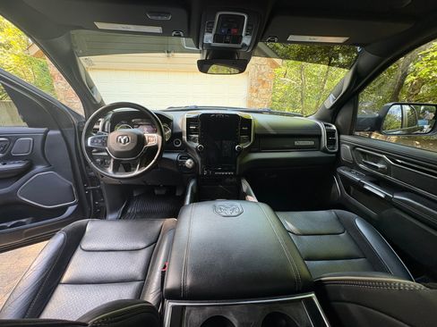 Used 2021 RAM 1500 Laramie image 5