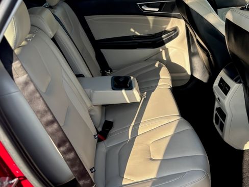 Used 2018 Ford Edge Titanium w/ Equipment Group 302A image 16