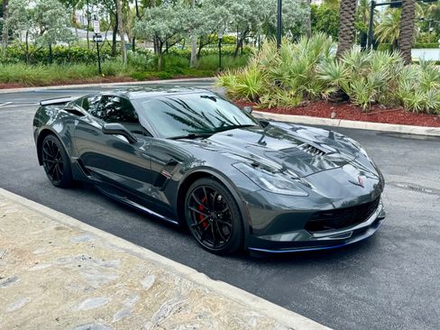 Used 2018 Chevrolet Corvette Grand Sport RWD image 2