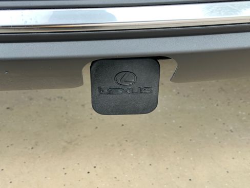 Used 2022 Lexus RX 450h AWD w/ Luxury Package image 17