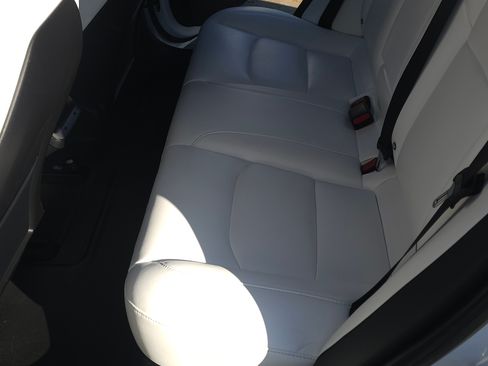 Used 2018 Tesla Model 3 Performance image 13