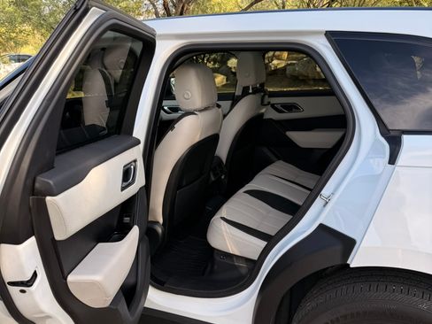 Used 2020 Land Rover Range Rover Velar R-Dynamic S image 16