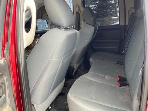 Used 2019 RAM 1500 Express w/ Express Value Package AWD/4WD image 11