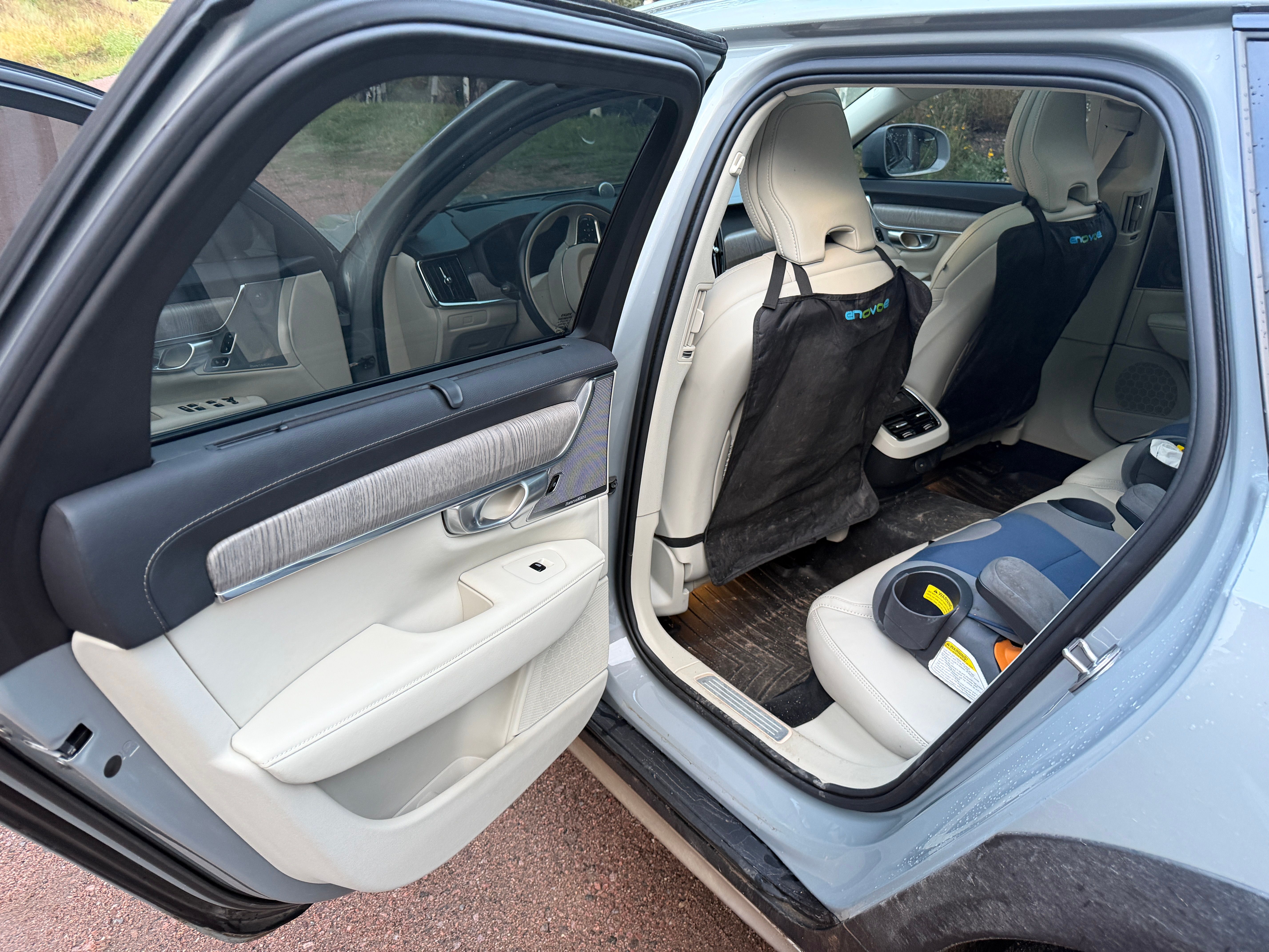 Used 2024 Volvo V90 B6 Cross Country Ultimate AWD/4WD image 6