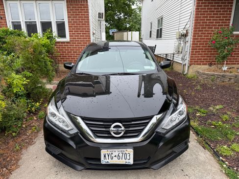 Used 2016 Nissan Altima 2.5 S w/ Power Driver Seat Package FWD image 1