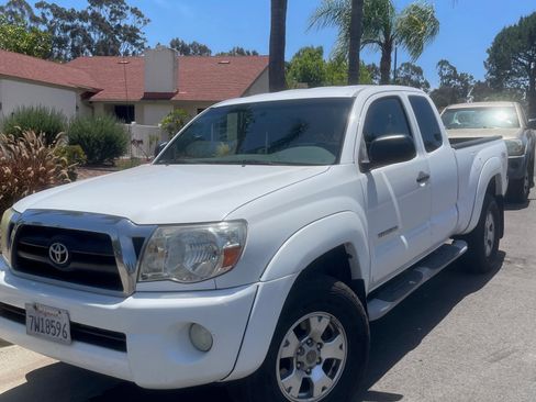 Used 2005 Toyota Tacoma 4x4 Access Cab image 6