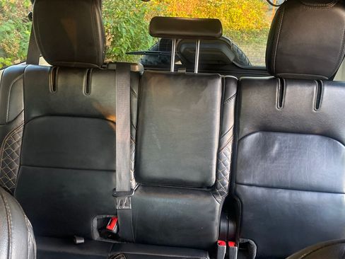 Used 2021 Jeep Wrangler Unlimited Sahara image 8