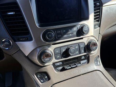 Used 2019 GMC Yukon XL Denali w/ Denali Ultimate Package image 9