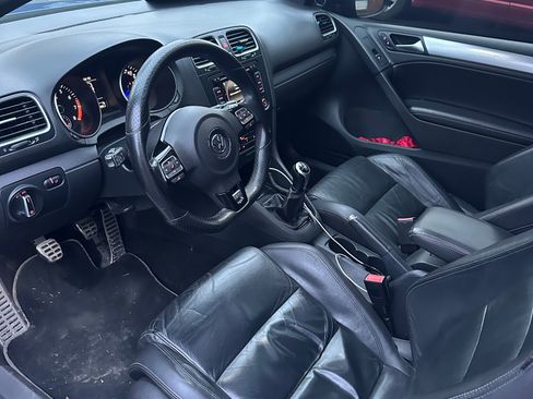 Used 2012 Volkswagen Golf R 2-Door image 9