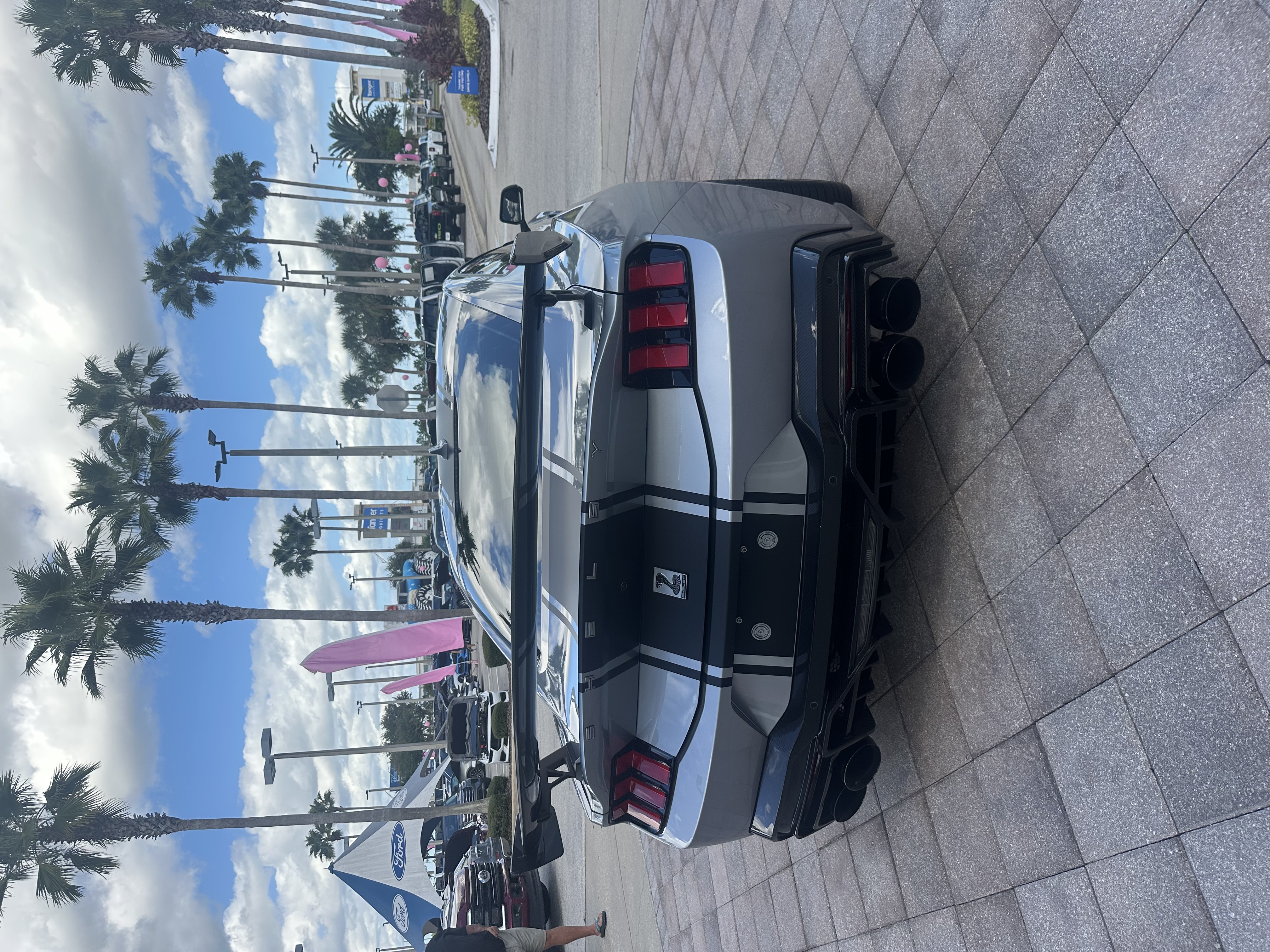 Used 2025 Ford Mustang GT Premium w/ GT Performance Package RWD image 4