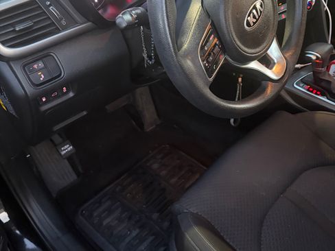 Used 2016 Kia Optima LX w/ LX Convenience Package image 10