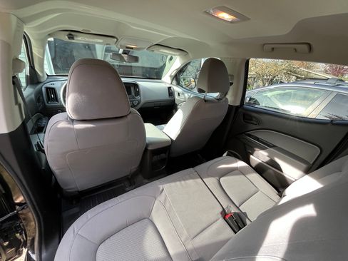 Used 2019 Chevrolet Colorado W/T w/ WT Convenience Package image 16