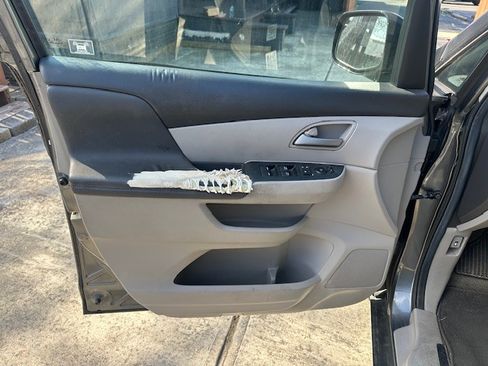 Used 2012 Honda Odyssey EX-L image 11