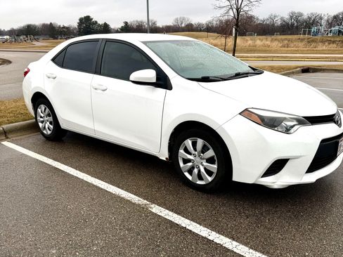 Used 2014 Toyota Corolla LE image 1