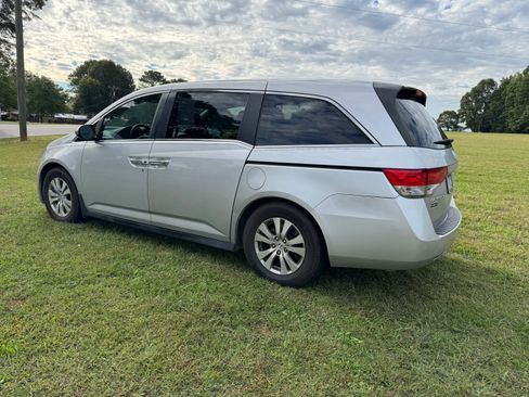 Used 2014 Honda Odyssey EX image 9