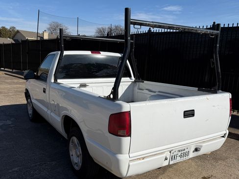 Used 1998 Isuzu Hombre S image 5