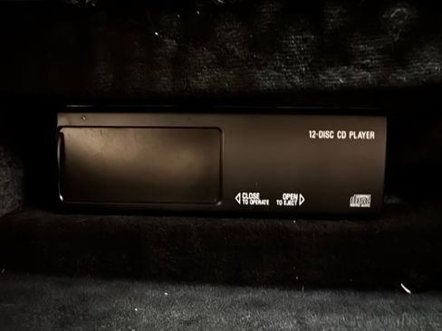 Used 2002 Chevrolet Corvette Coupe w/ Preferred Equipment Group2 image 11