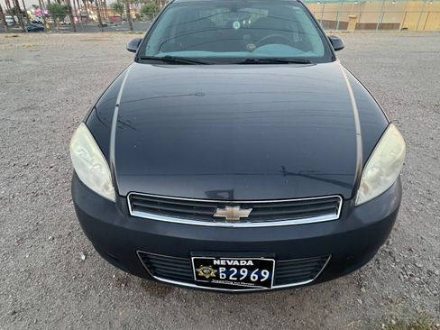 Used 2009 Chevrolet Impala LT FWD image 1