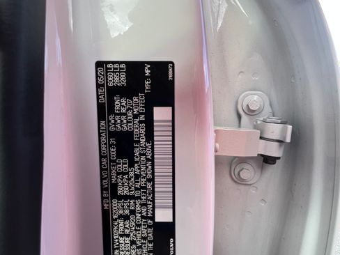 Used 2020 Volvo XC90 T5 Momentum w/ Protection Package Premier image 11