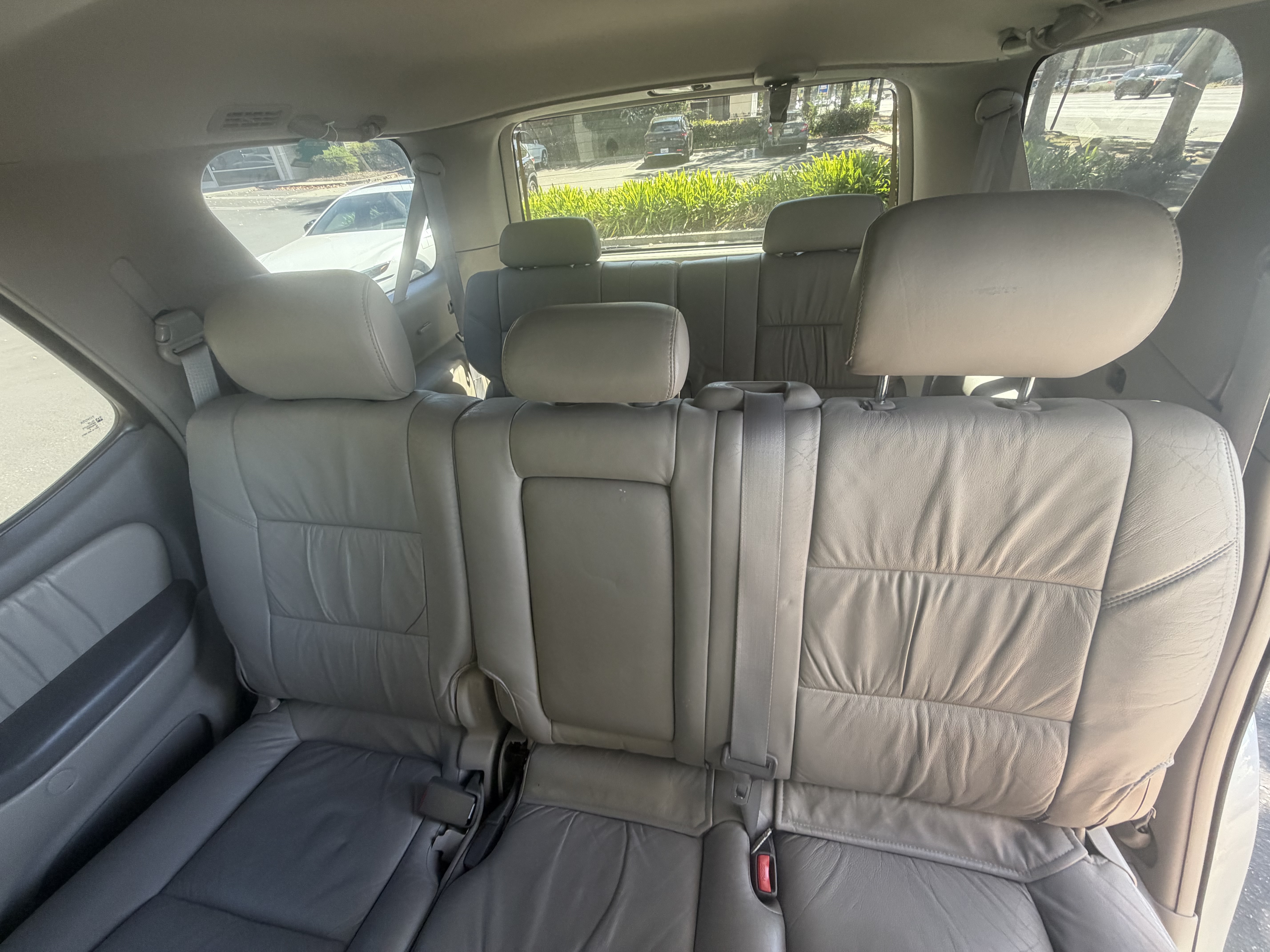 Used 2004 Toyota Sequoia Limited RWD image 11