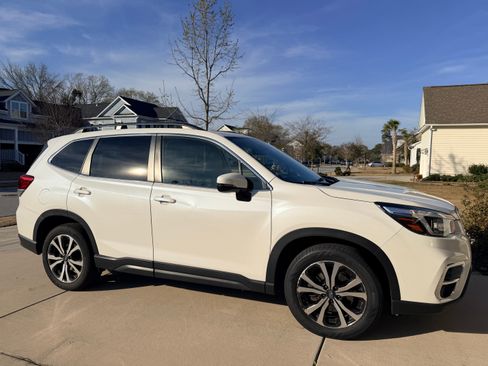 Used 2020 Subaru Forester Limited image 1